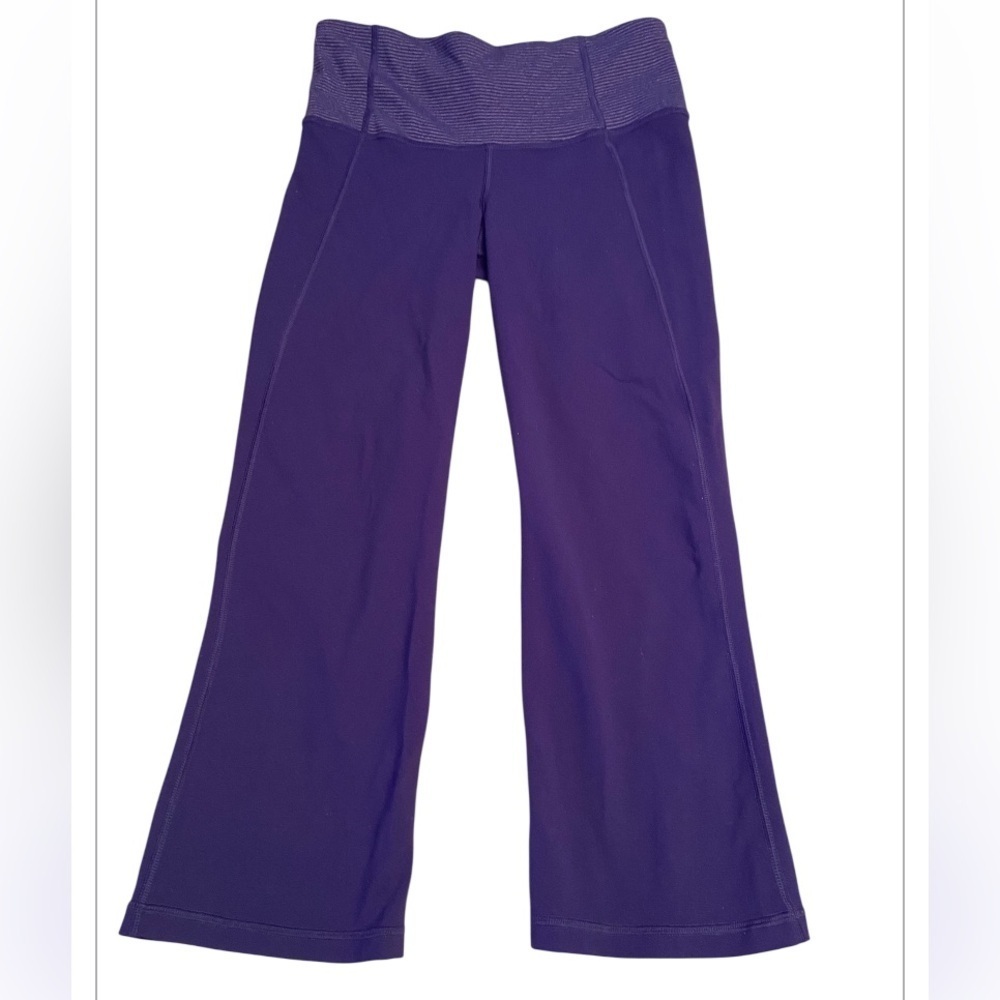 Lululemon Gather & Crow Crop 21" Size M/L